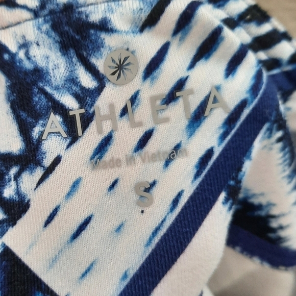 Athleta Blue Tie-Dye Multi Shorts S - Picture 4 of 7